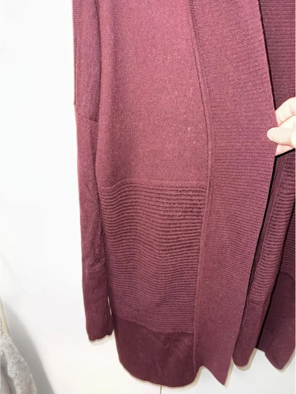 Lululemon womens Lotus merino wool red Cardigan Sweater 4 Split Back warm winter
